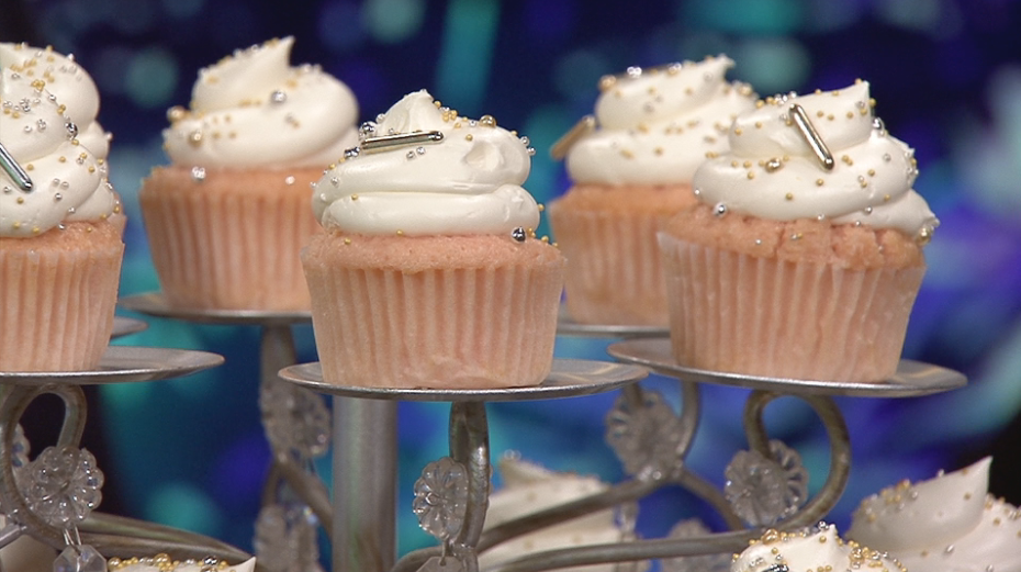 Spice up the new year's weekend with different desserts